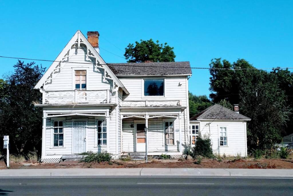 Historical John Rast House Circa 1875 Hotell Roseburg Exteriör bild